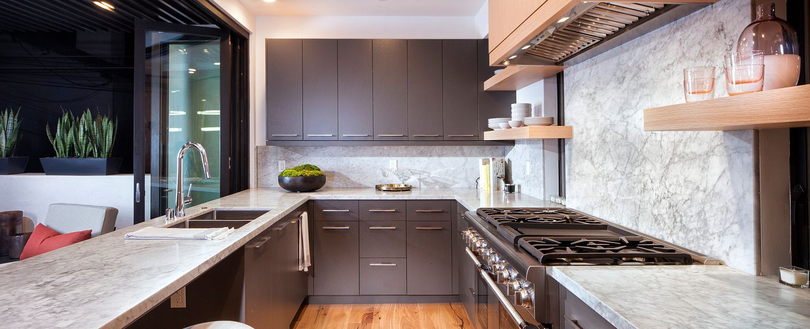 Bianco Carrara Honed