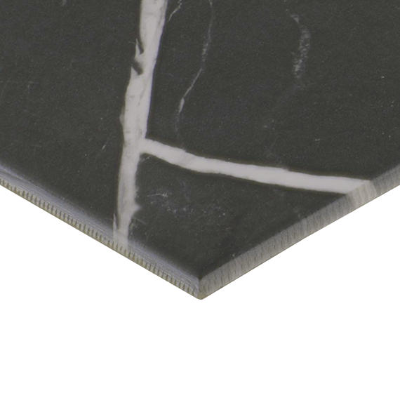 Luxurious Carbon