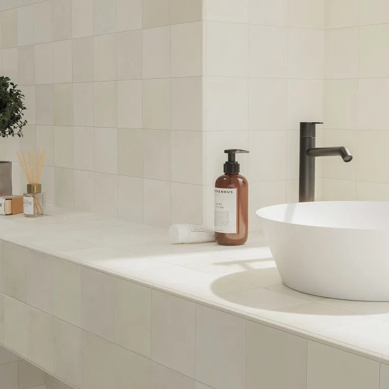 Spark - Ivory - Matte Arizona Tile