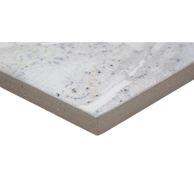 Amala - Cloud Glossy - Emser
