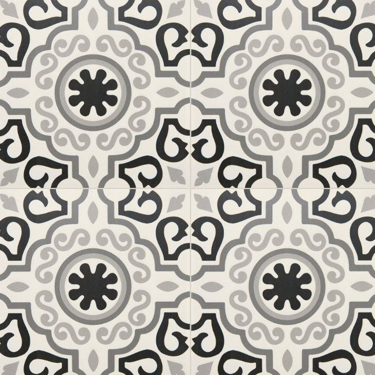 Majesty Crystal Black