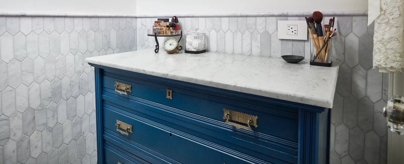 Bianco Carrara Honed