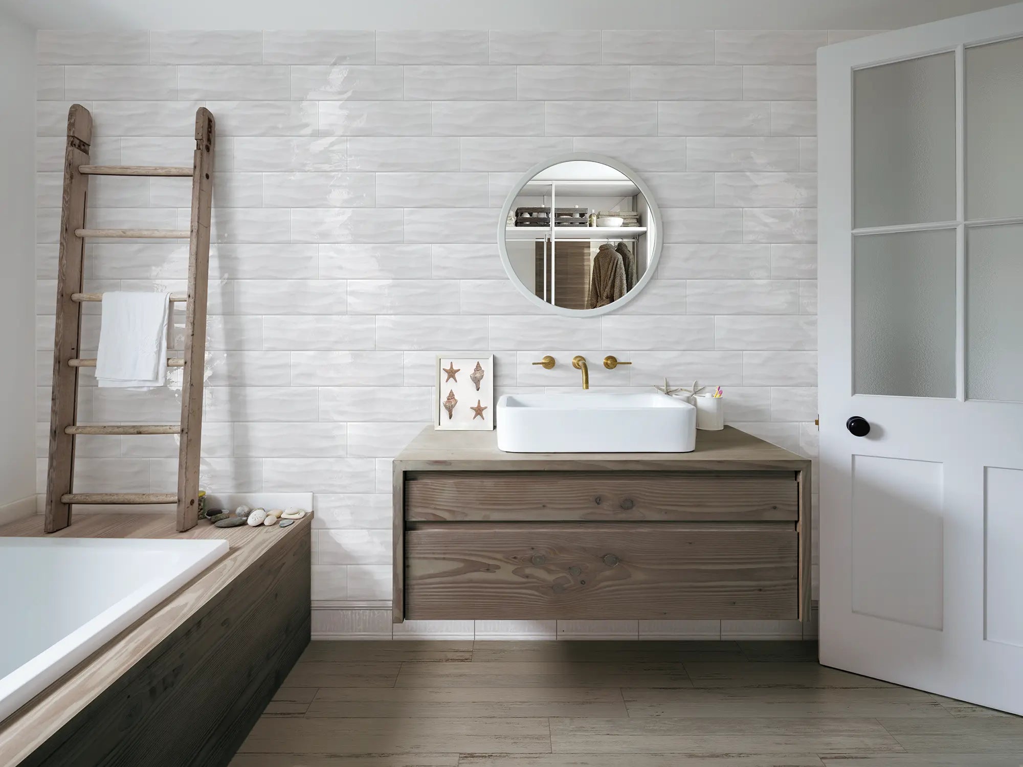 Buteo - White Matte - Tesoro